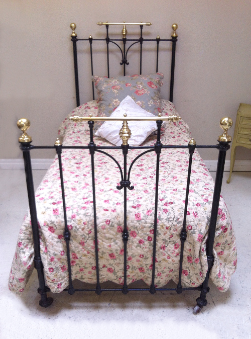 french antique short single bed